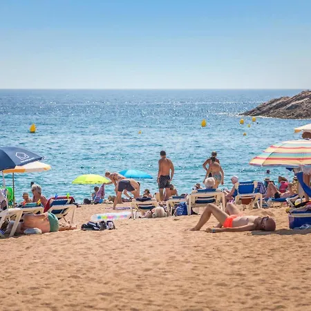 Michelle Villa Lloret de Mar
